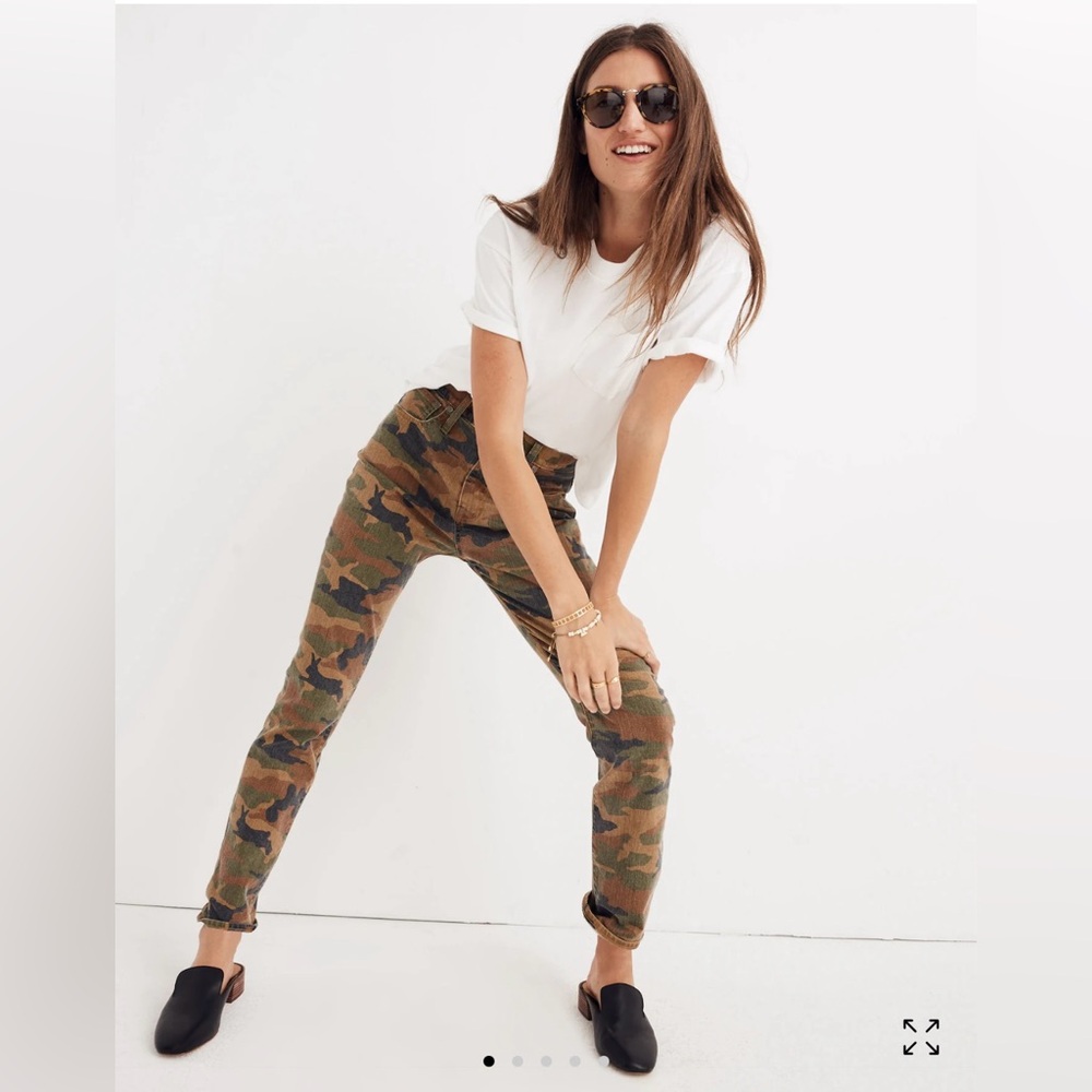 Madewell High-Rise Slim Boyfriend Jean in Cottontail Camo, Size 25
